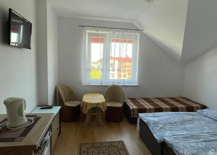 Bibianna 2 Quarto em Acomodações Particulares